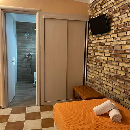 Hotel apartamentowy Artemis Vassilikos