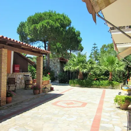 Hotel apartamentowy Artemis Vassilikos Vasilikí